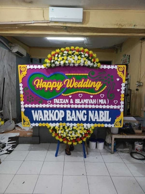 Papan Bunga di Alun Alun Kupang